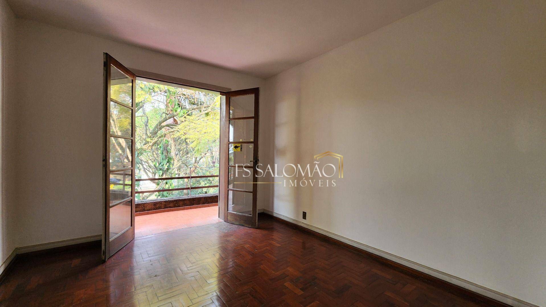 Casa à venda com 3 quartos, 278m² - Foto 14