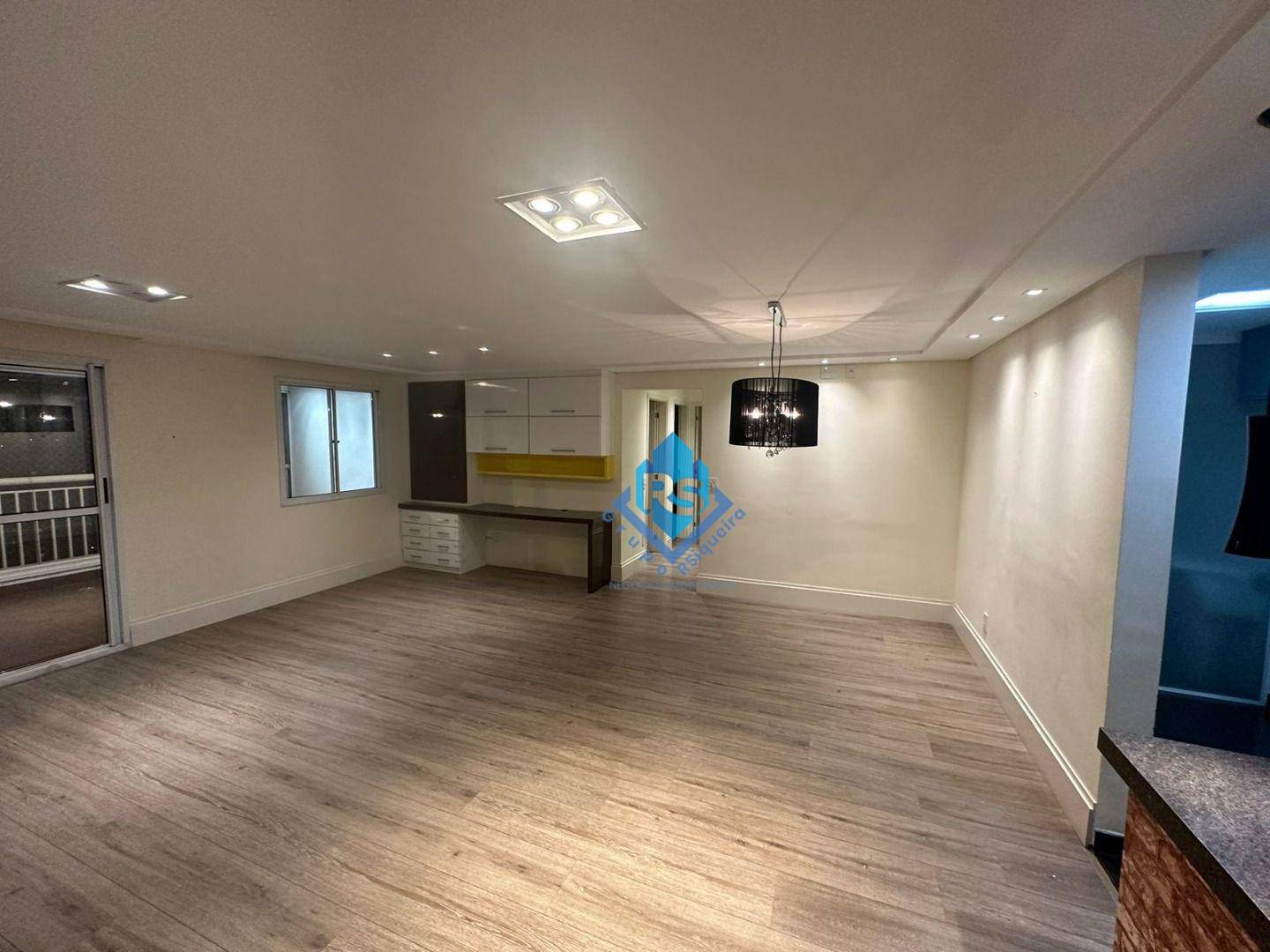 Apartamento à venda com 3 quartos, 115m² - Foto 3