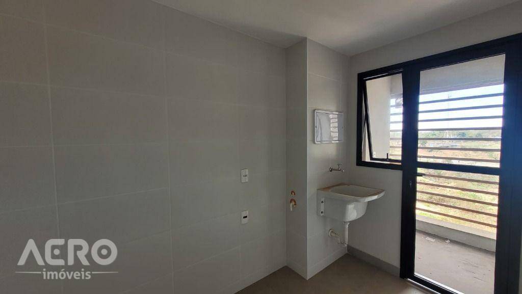 Apartamento à venda com 3 quartos, 127m² - Foto 12