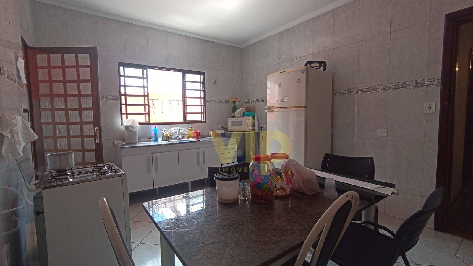 Casa à venda com 3 quartos, 100m² - Foto 10