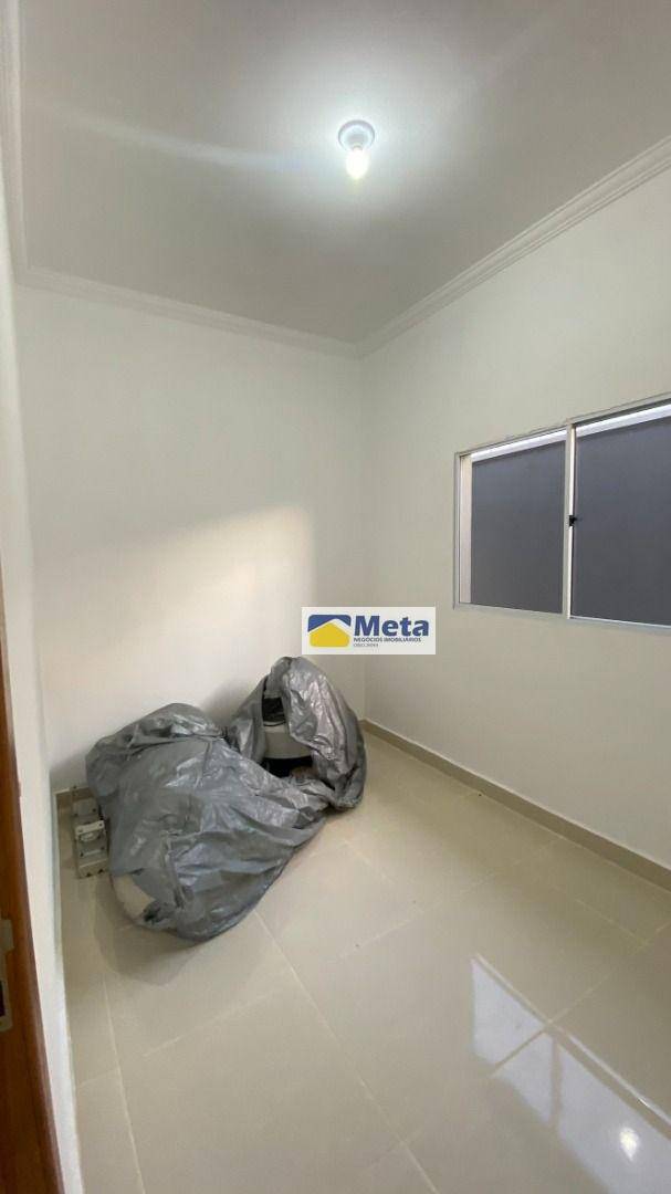 Casa à venda com 3 quartos, 80m² - Foto 4