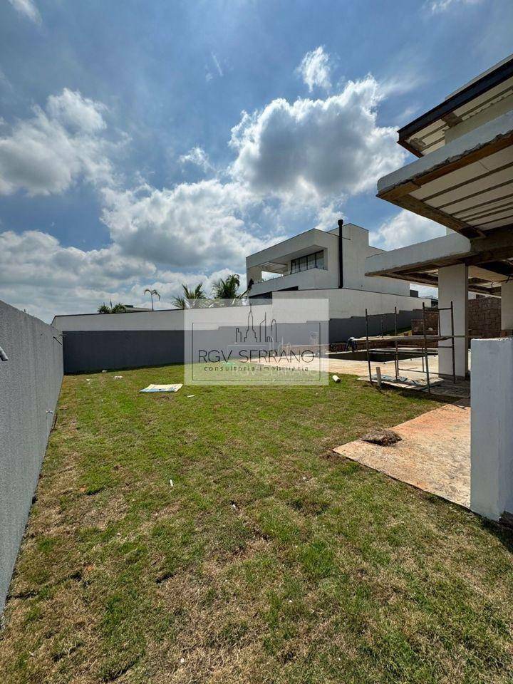 Casa de Condomínio à venda com 4 quartos, 640m² - Foto 8