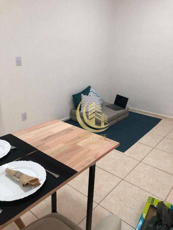 Apartamento à venda com 2 quartos, 42m² - Foto 22