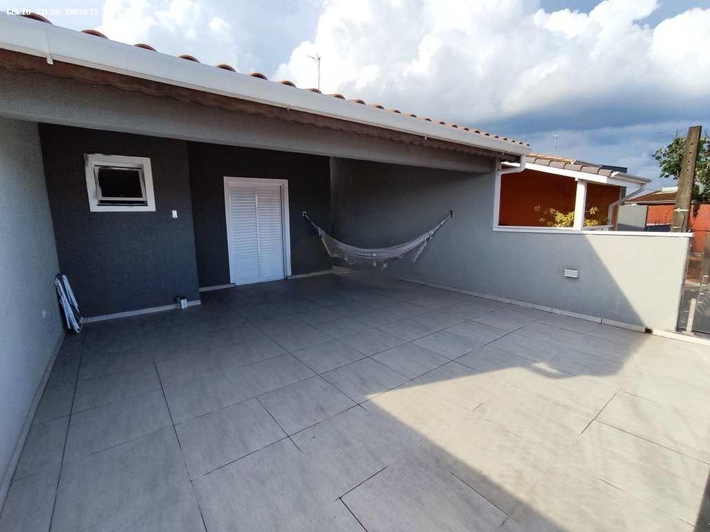 Casa à venda com 3 quartos, 150m² - Foto 3