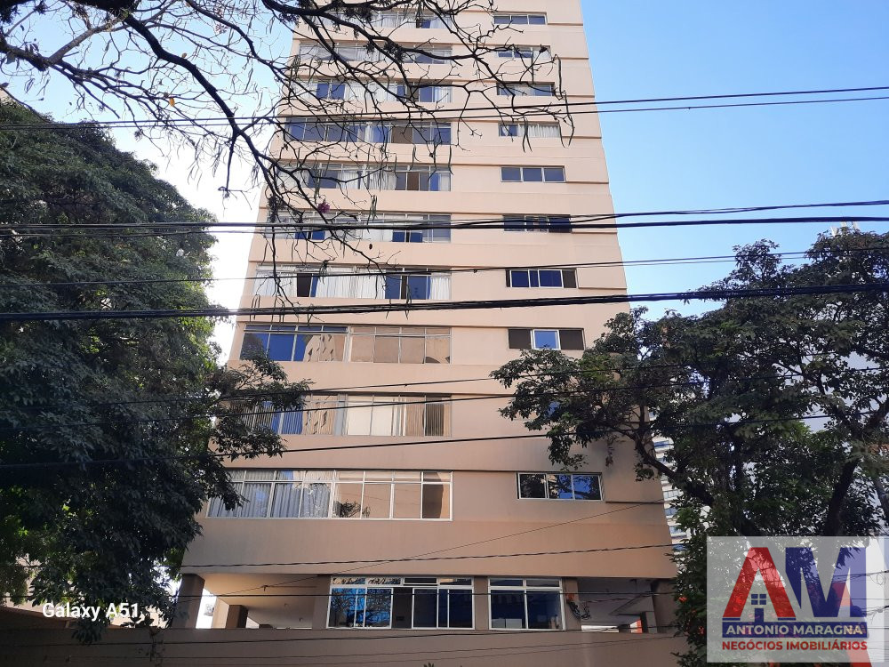 Apartamento à venda com 4 quartos, 254m² - Foto 2