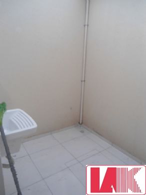 Sobrado para alugar com 2 quartos, 90m² - Foto 1