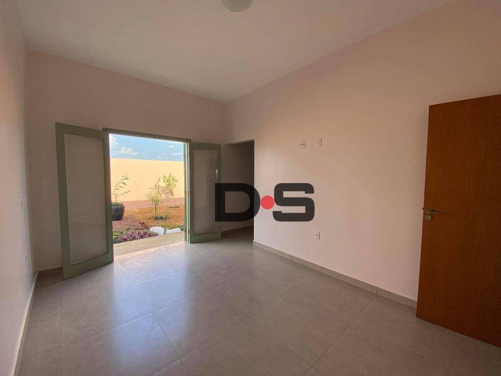 Casa à venda com 3 quartos, 100m² - Foto 2