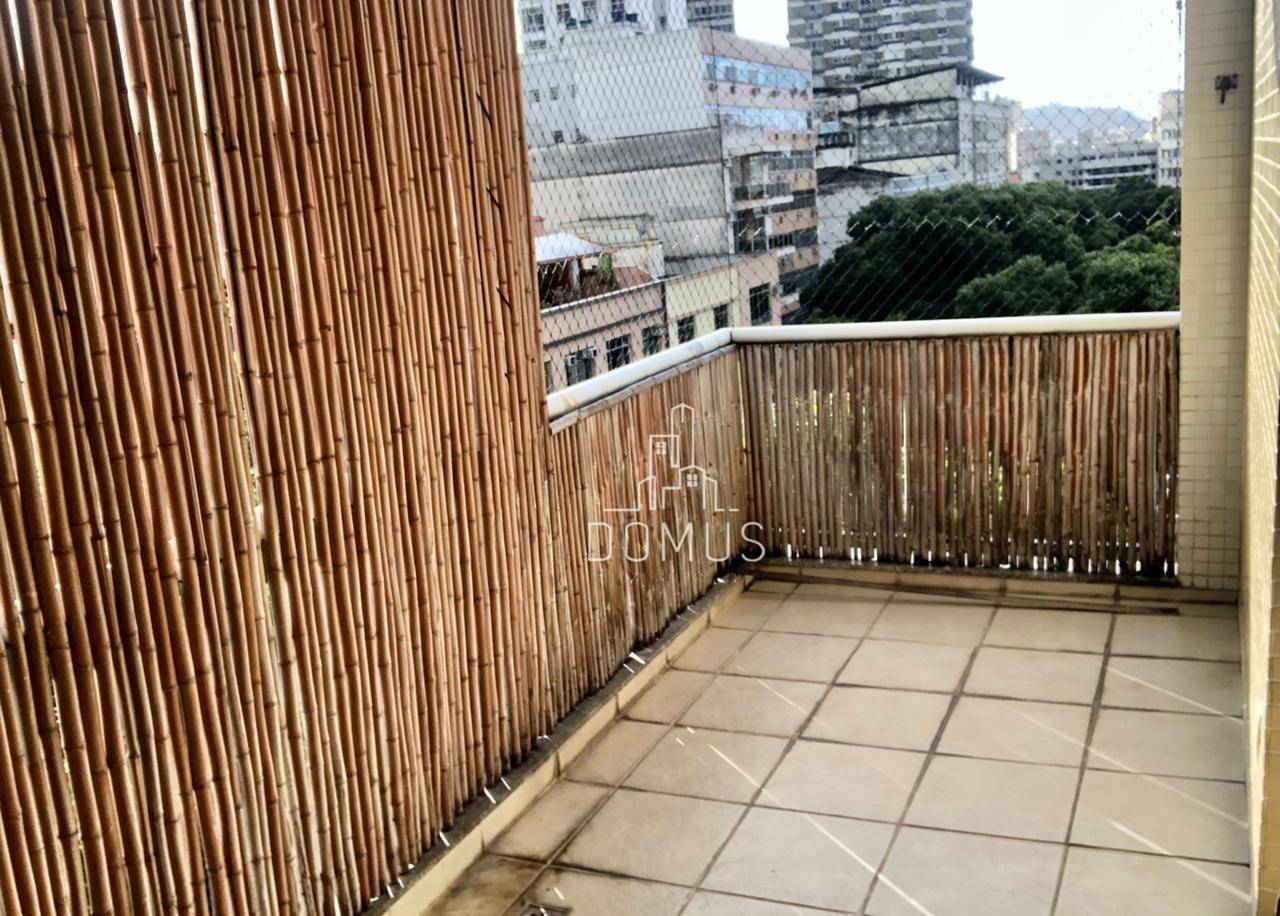 Cobertura à venda com 3 quartos, 186m² - Foto 1