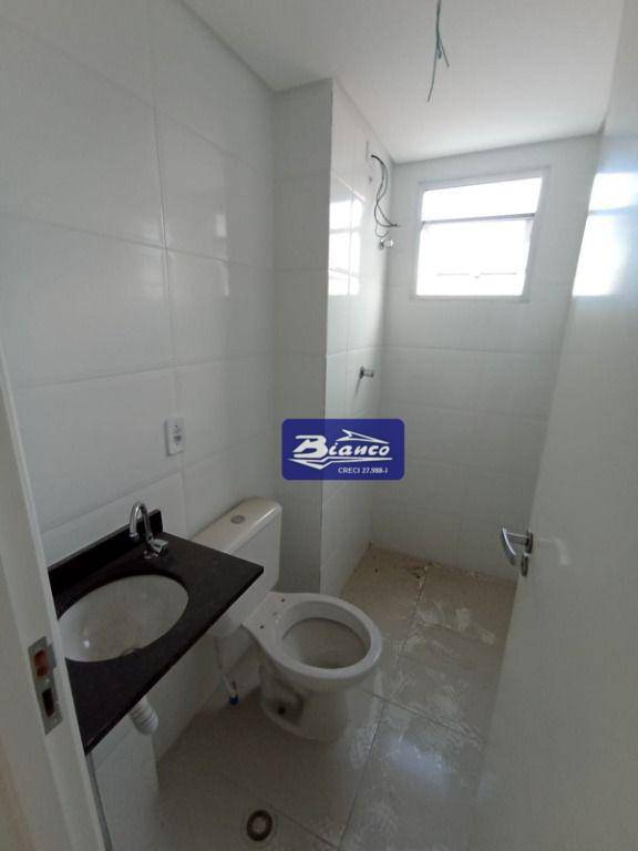 Apartamento à venda com 2 quartos, 58m² - Foto 3