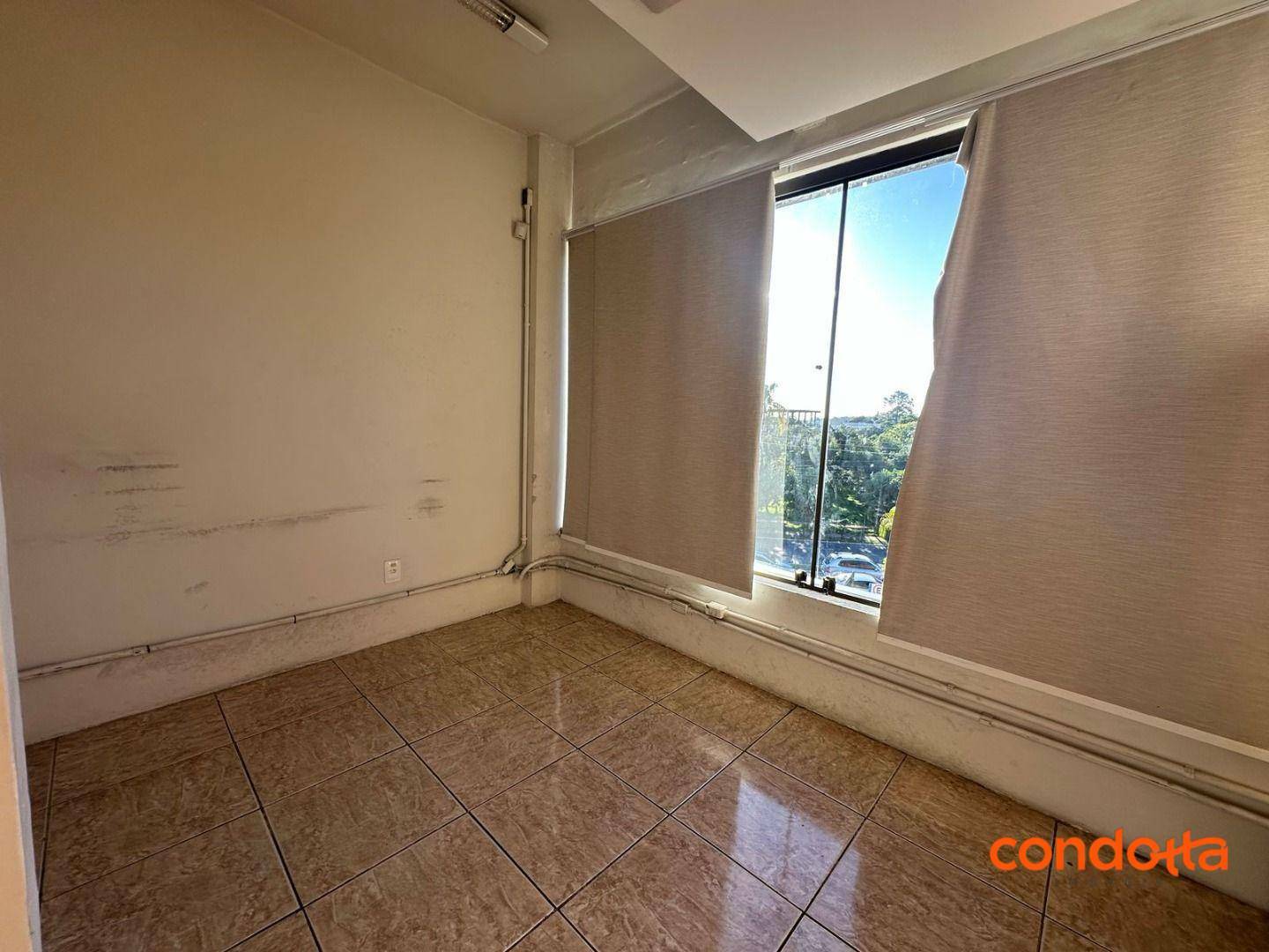 Prédio Inteiro para alugar, 330m² - Foto 4