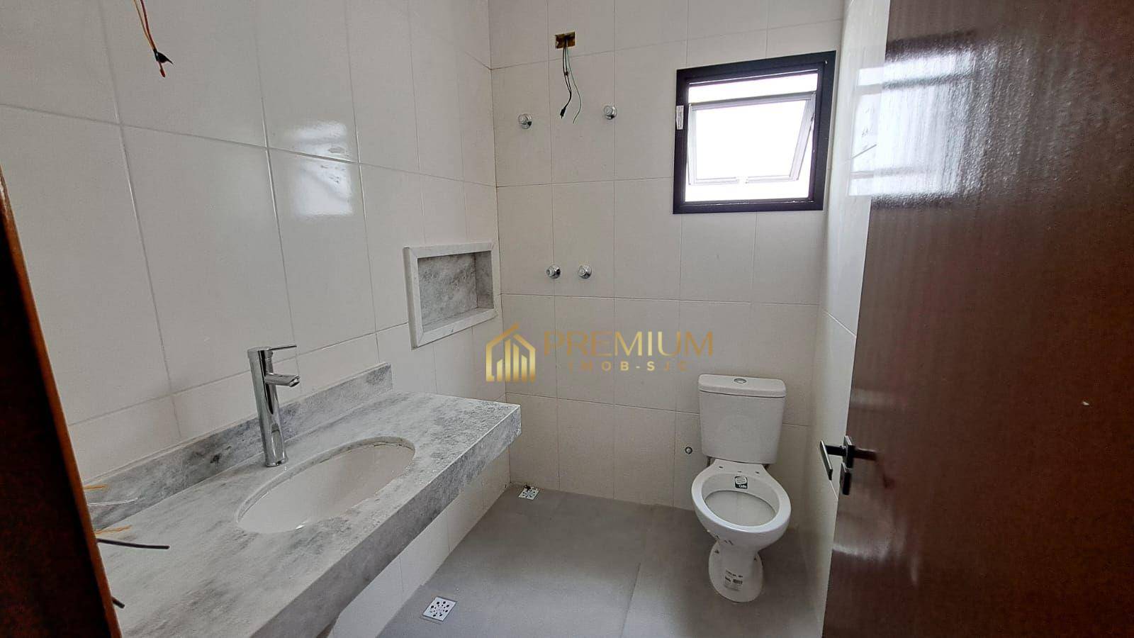 Sobrado à venda com 3 quartos, 160m² - Foto 3