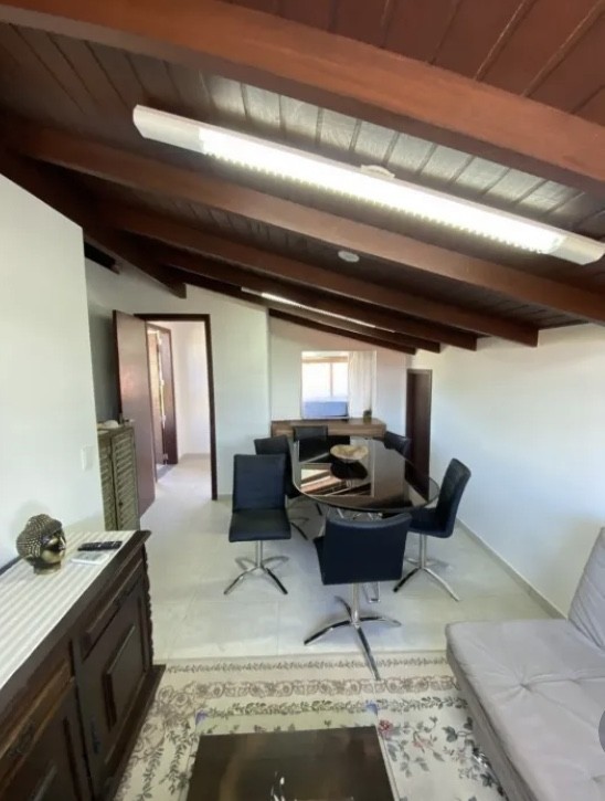Casa para alugar com 3 quartos, 350m² - Foto 25