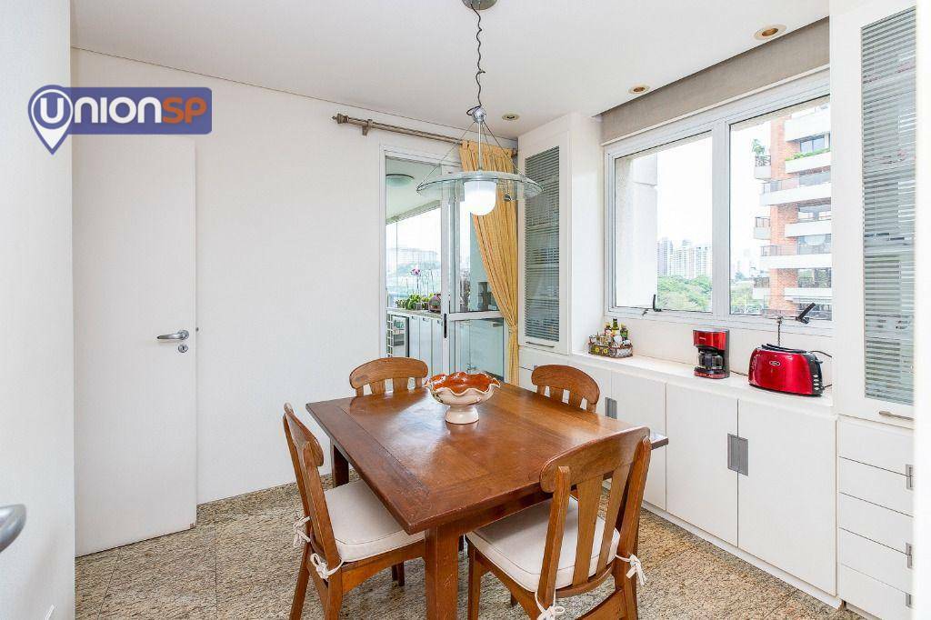 Apartamento à venda com 3 quartos, 257m² - Foto 34