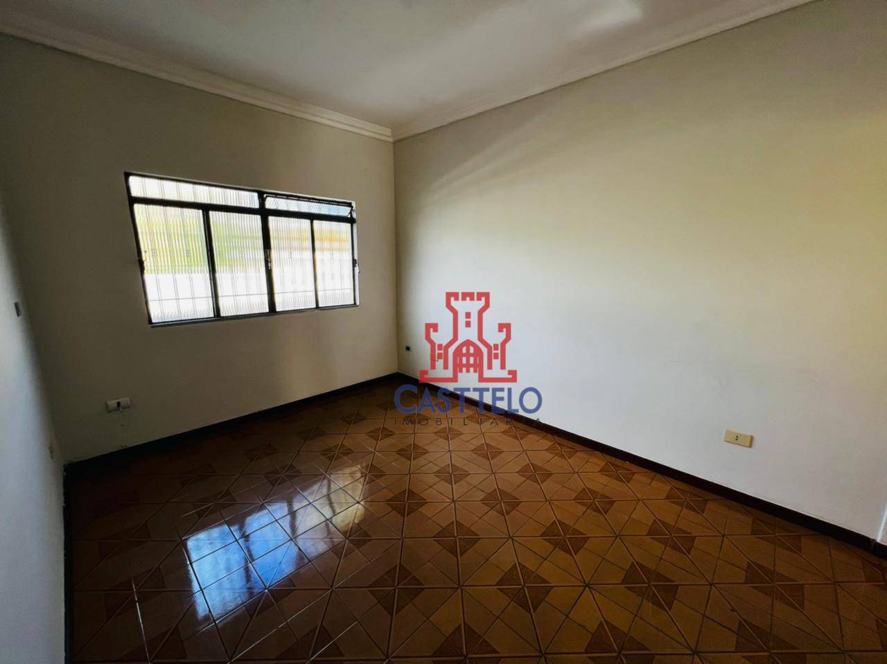 Casa à venda com 5 quartos, 110m² - Foto 9