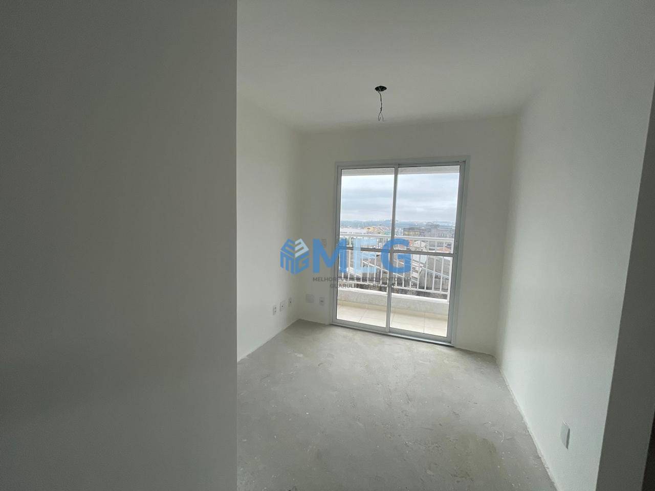 Apartamento à venda com 2 quartos, 41m² - Foto 1