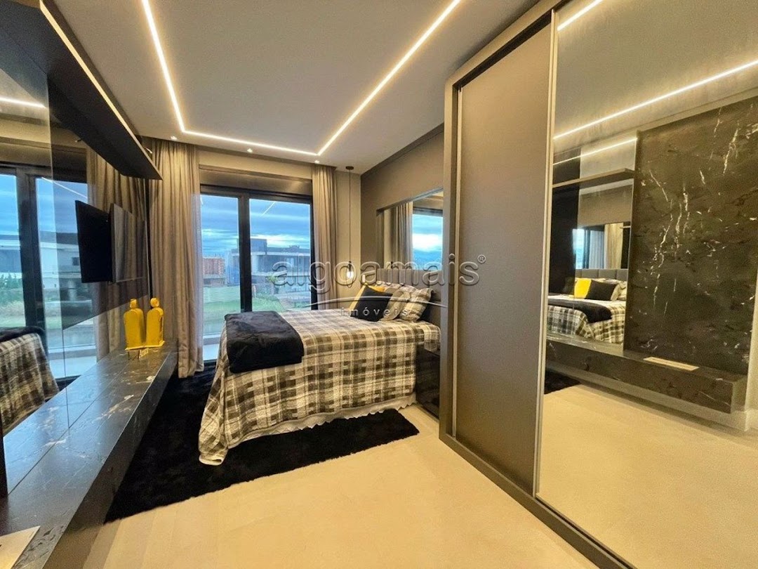 Casa de Condomínio à venda com 5 quartos, 420m² - Foto 25