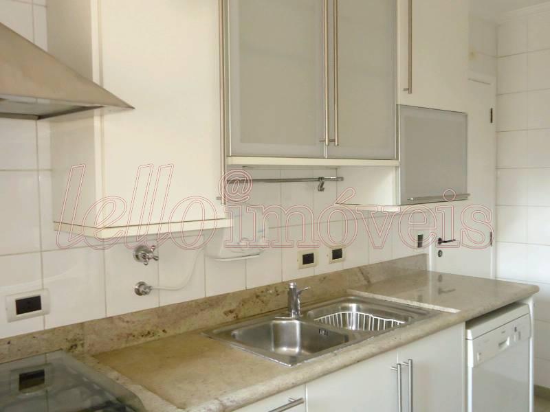 Apartamento para alugar com 3 quartos, 143m² - Foto 25