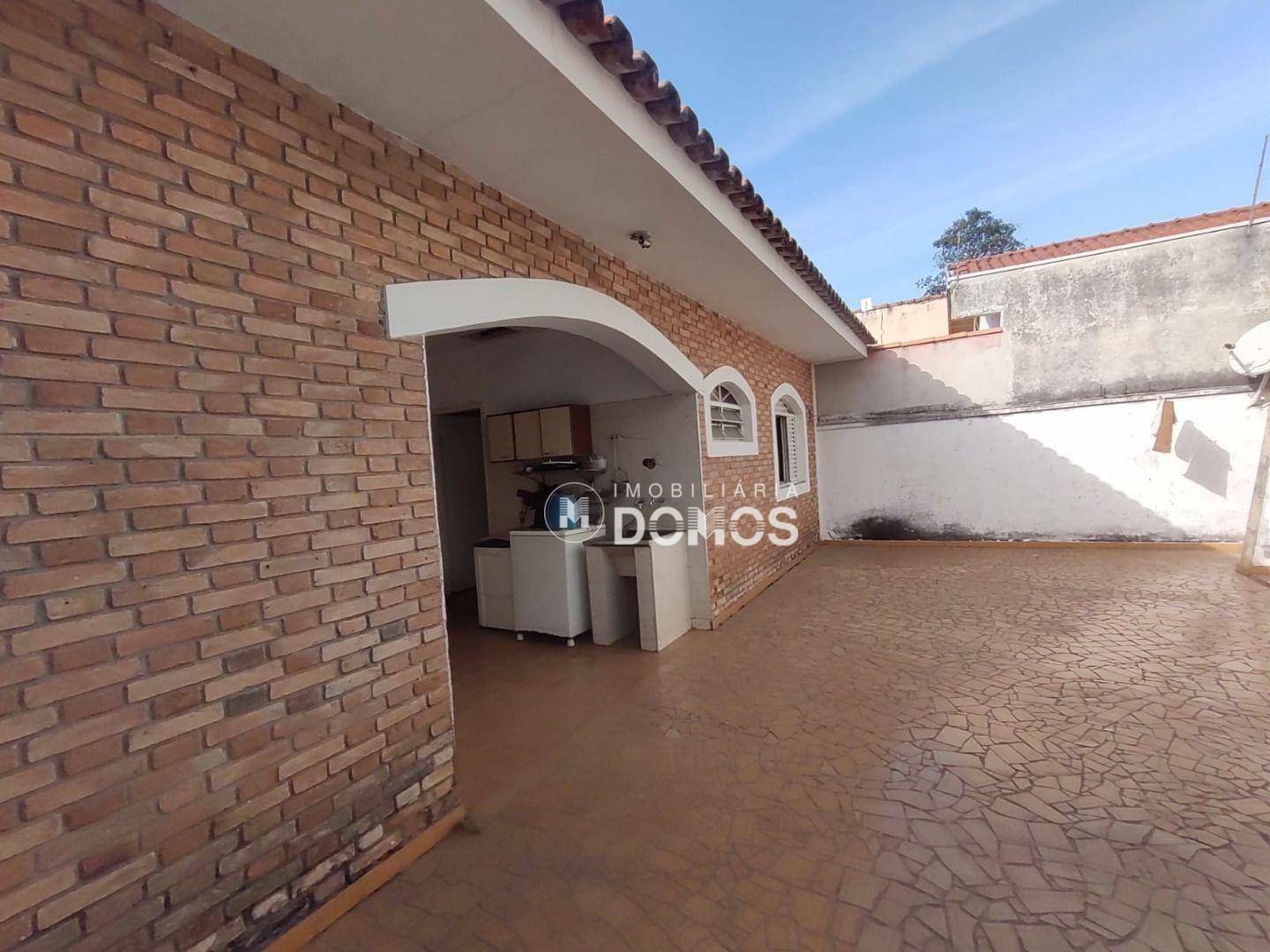 Casa à venda com 4 quartos, 278m² - Foto 17