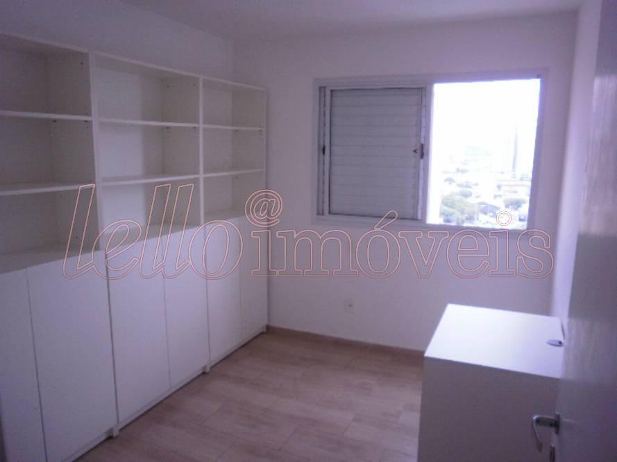 Apartamento para alugar com 3 quartos, 102m² - Foto 11