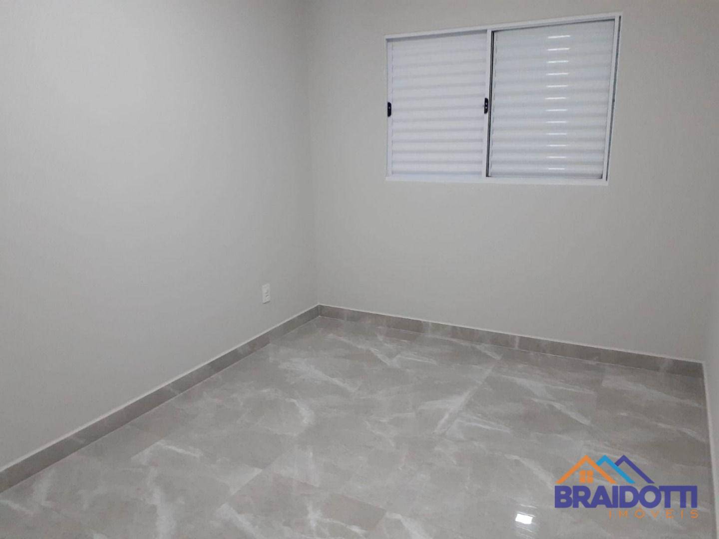 Casa à venda com 3 quartos, 96m² - Foto 7