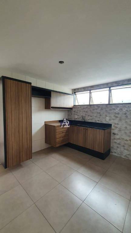 Apartamento à venda com 2 quartos, 79m² - Foto 14