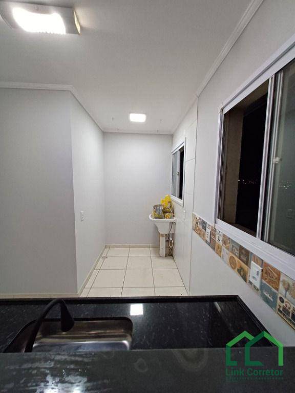 Apartamento à venda com 2 quartos, 45m² - Foto 20