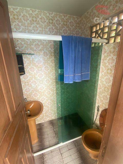 Casa à venda com 3 quartos, 300m² - Foto 16