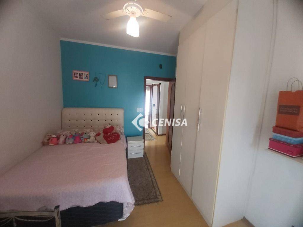 Casa à venda com 4 quartos, 290m² - Foto 27