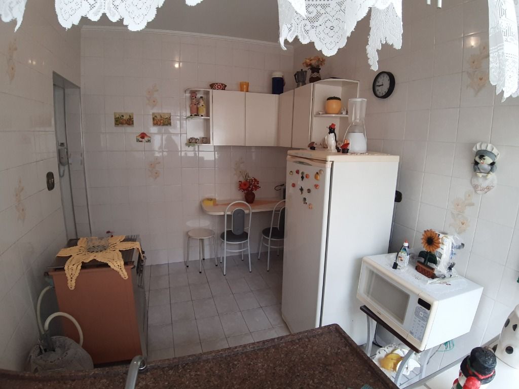 Apartamento à venda com 2 quartos, 65m² - Foto 12