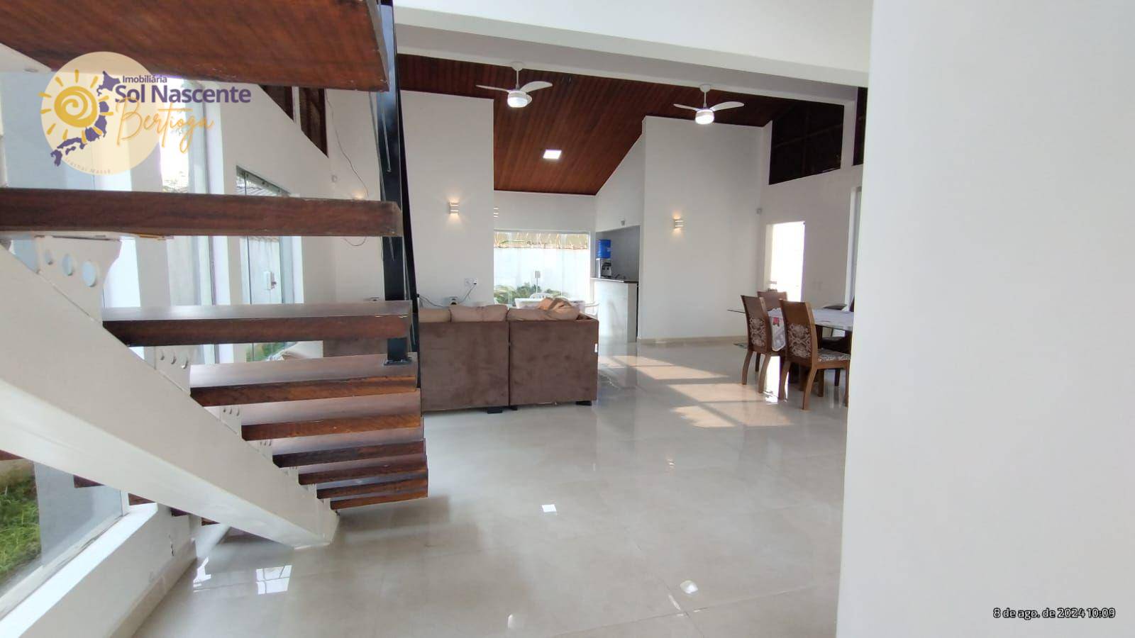 Casa à venda com 4 quartos, 250m² - Foto 30