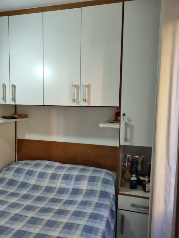 Apartamento à venda com 2 quartos, 63m² - Foto 15