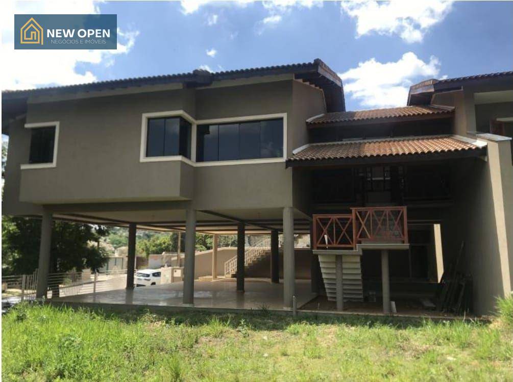 Casa à venda com 4 quartos, 445m² - Foto 6