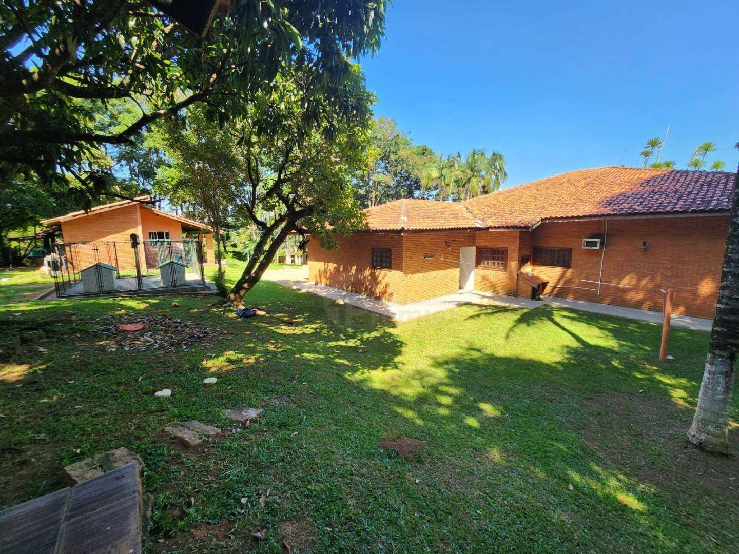 Casa de Condomínio à venda com 4 quartos, 446m² - Foto 25