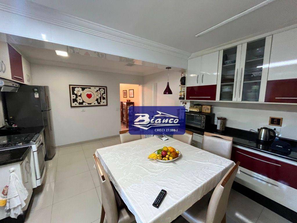 Sobrado à venda com 4 quartos, 224m² - Foto 33