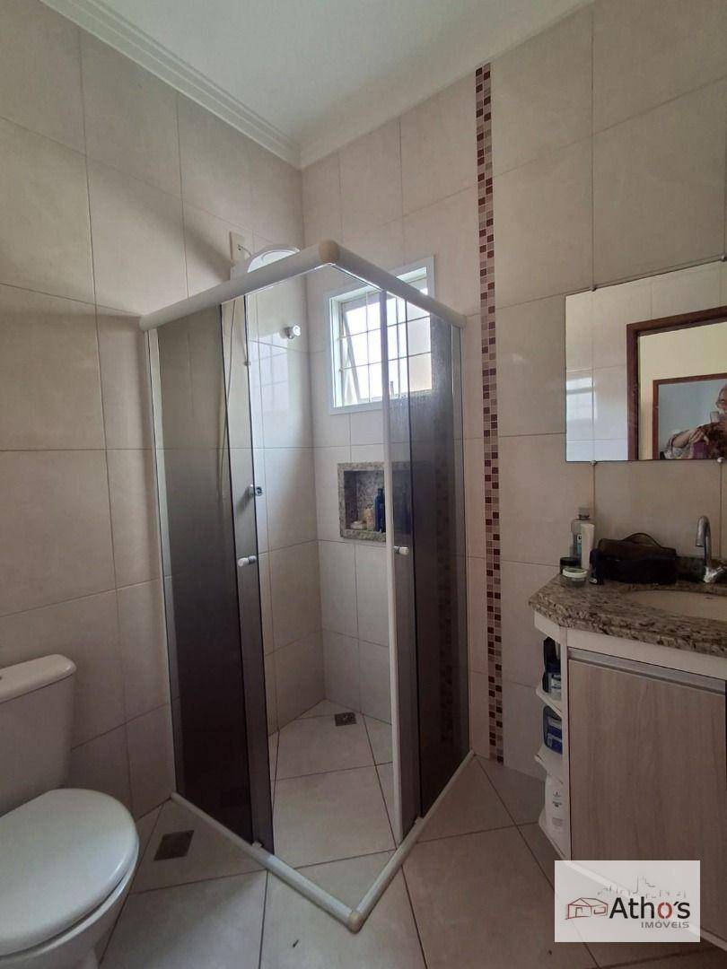 Casa à venda com 3 quartos, 201m² - Foto 22