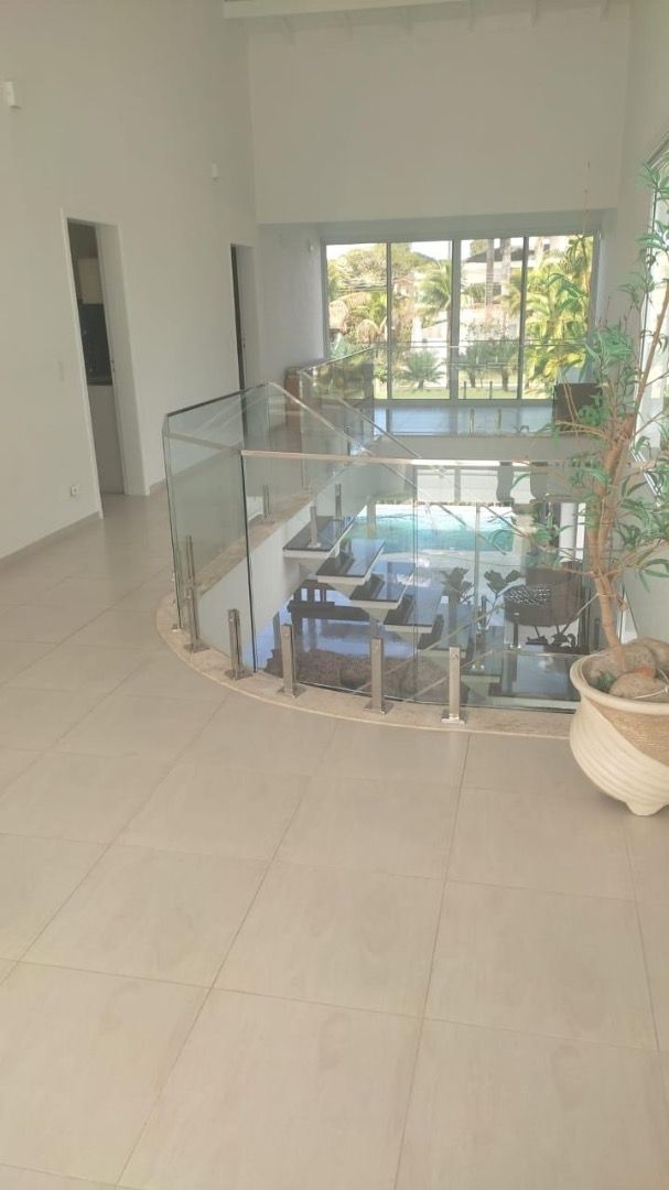 Casa à venda com 3 quartos, 279m² - Foto 3