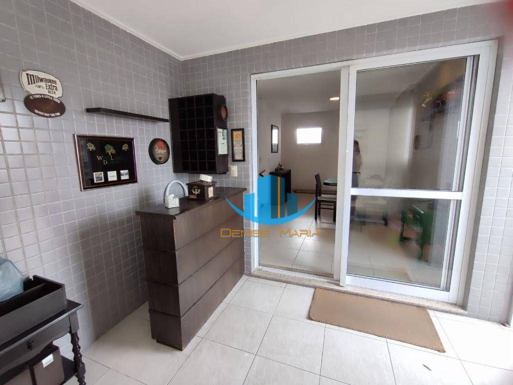 Apartamento à venda com 3 quartos, 115m² - Foto 1