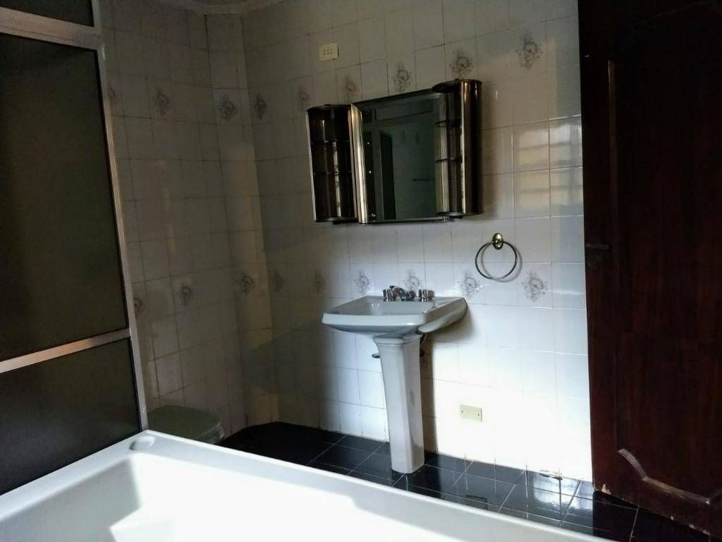 Sobrado à venda com 4 quartos, 160m² - Foto 13