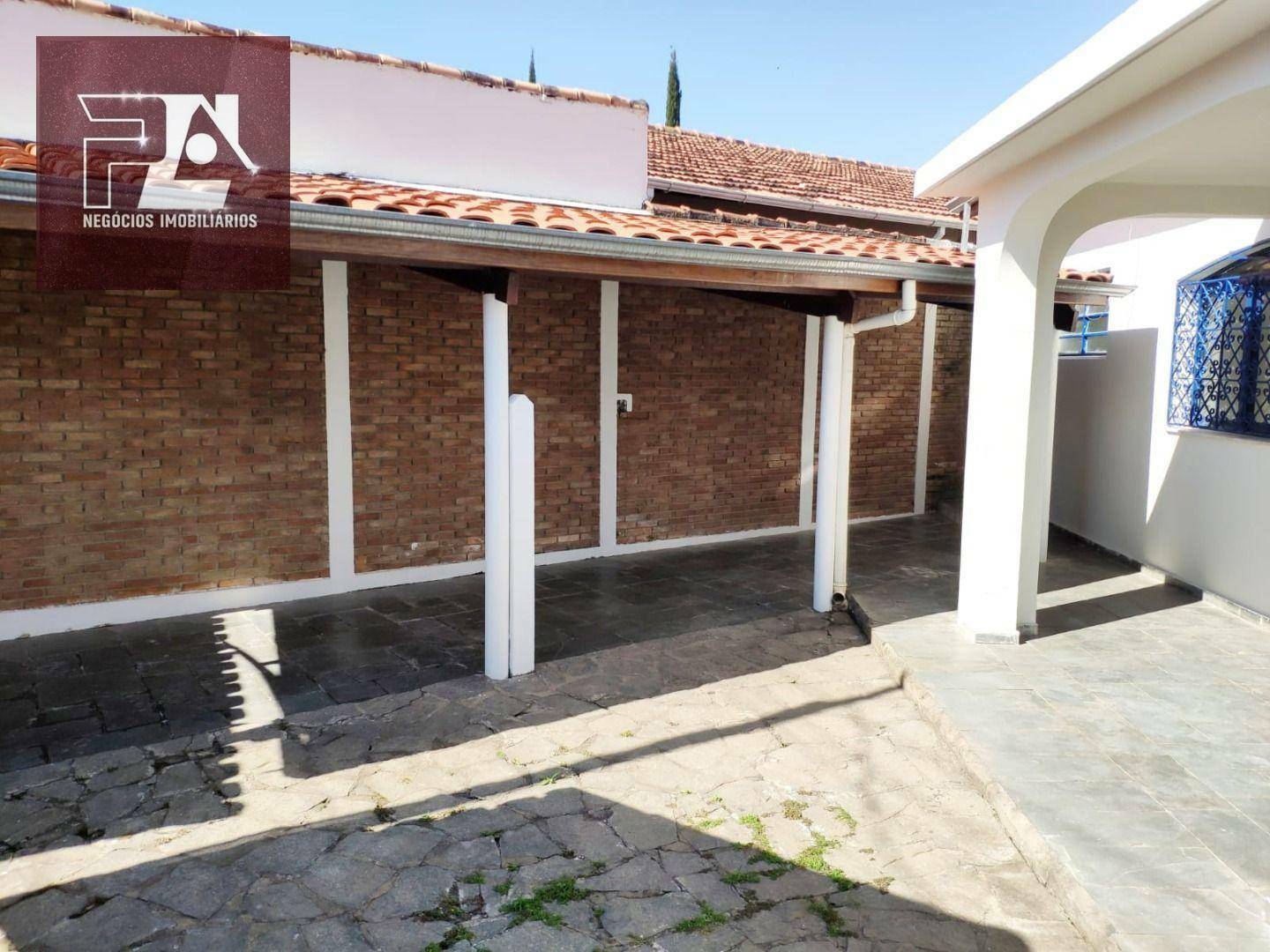 Casa à venda com 3 quartos, 199m² - Foto 10