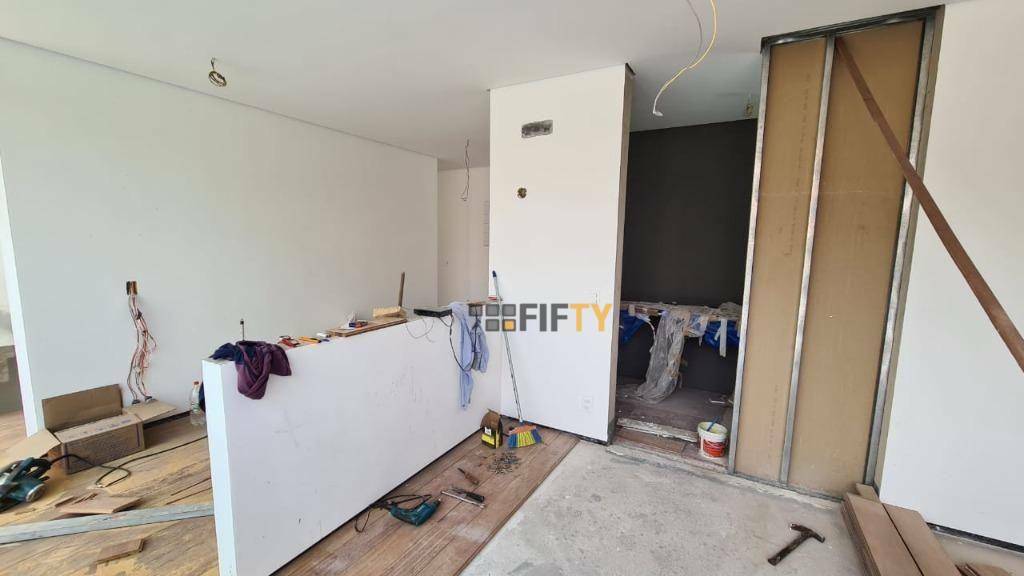 Casa à venda com 3 quartos, 300m² - Foto 19