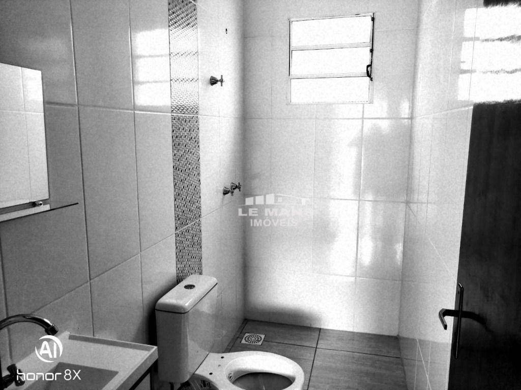 Casa à venda com 2 quartos, 52m² - Foto 11