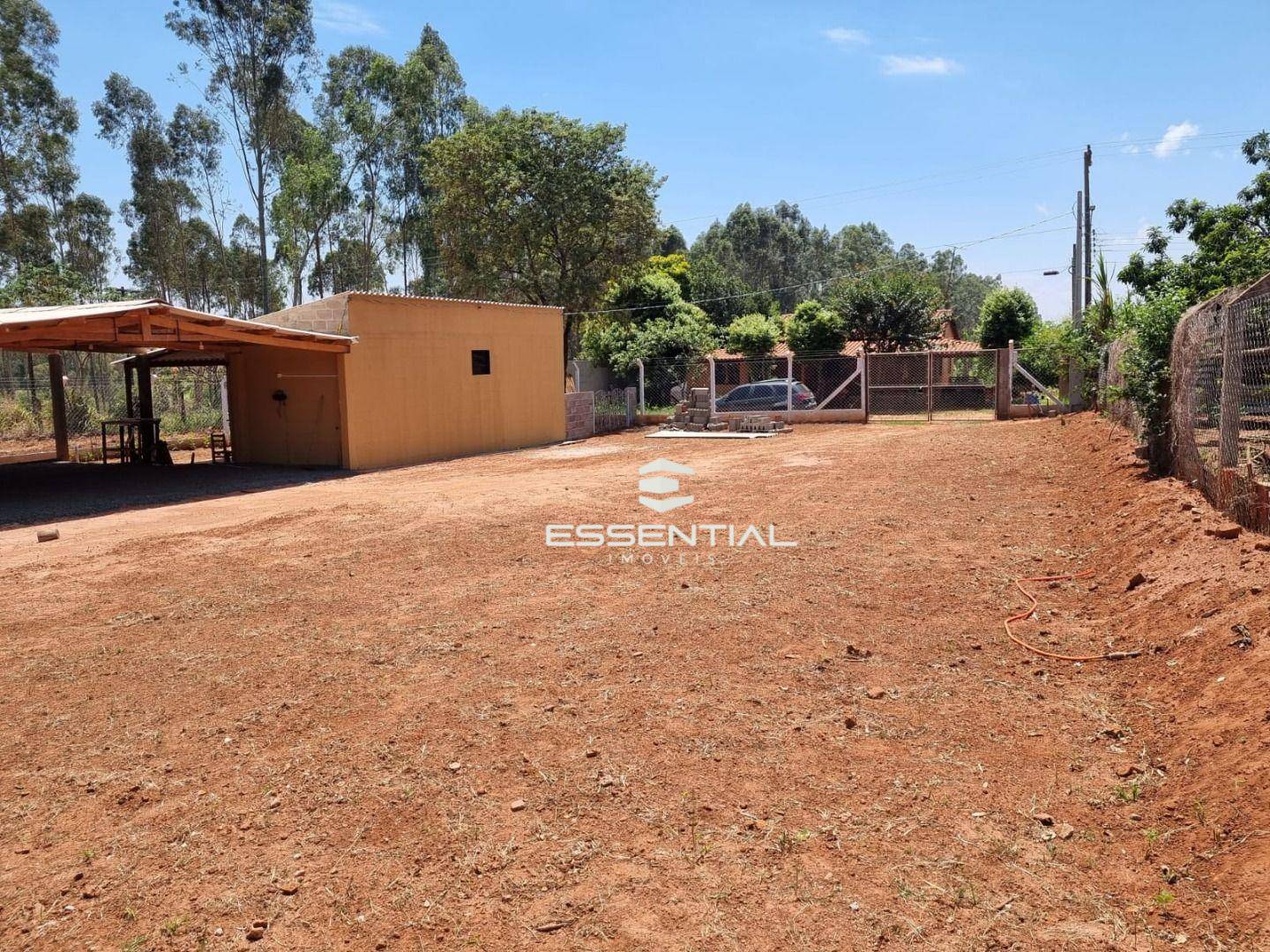 Chácara, 2 quartos, 1070 m² - Foto 2