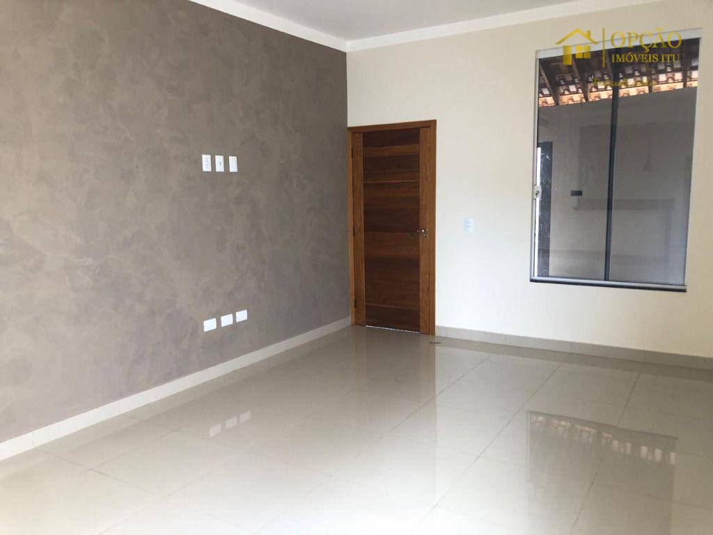 Casa à venda com 3 quartos, 110m² - Foto 4