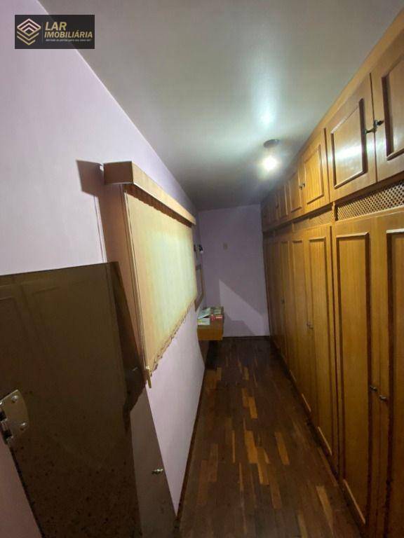 Casa à venda e aluguel com 5 quartos, 306m² - Foto 26