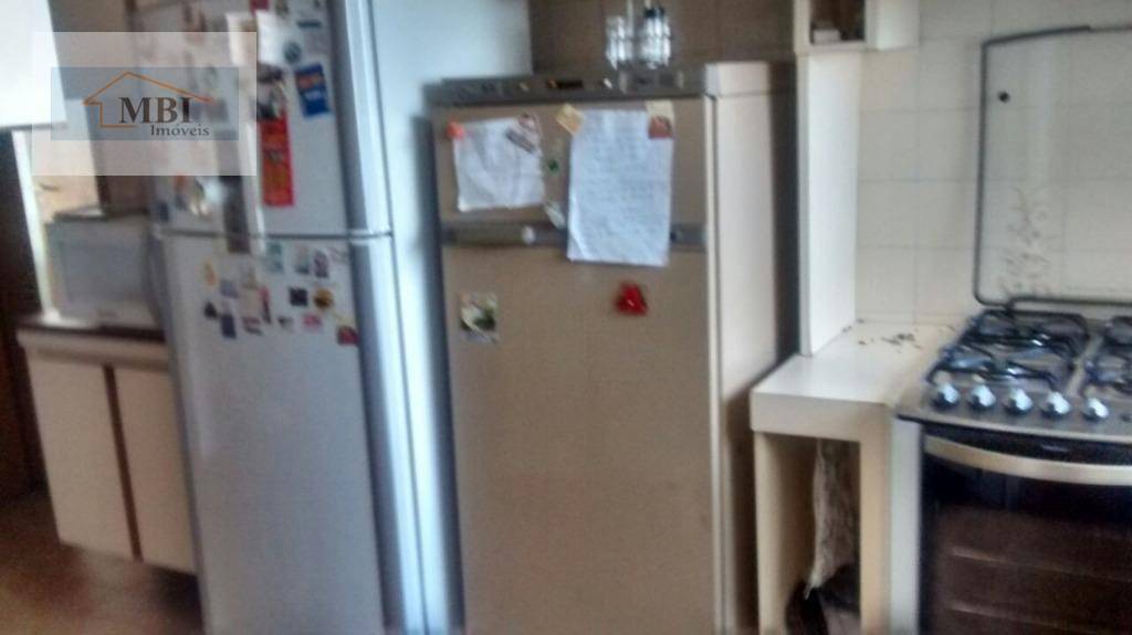 Apartamento à venda com 3 quartos, 176m² - Foto 13