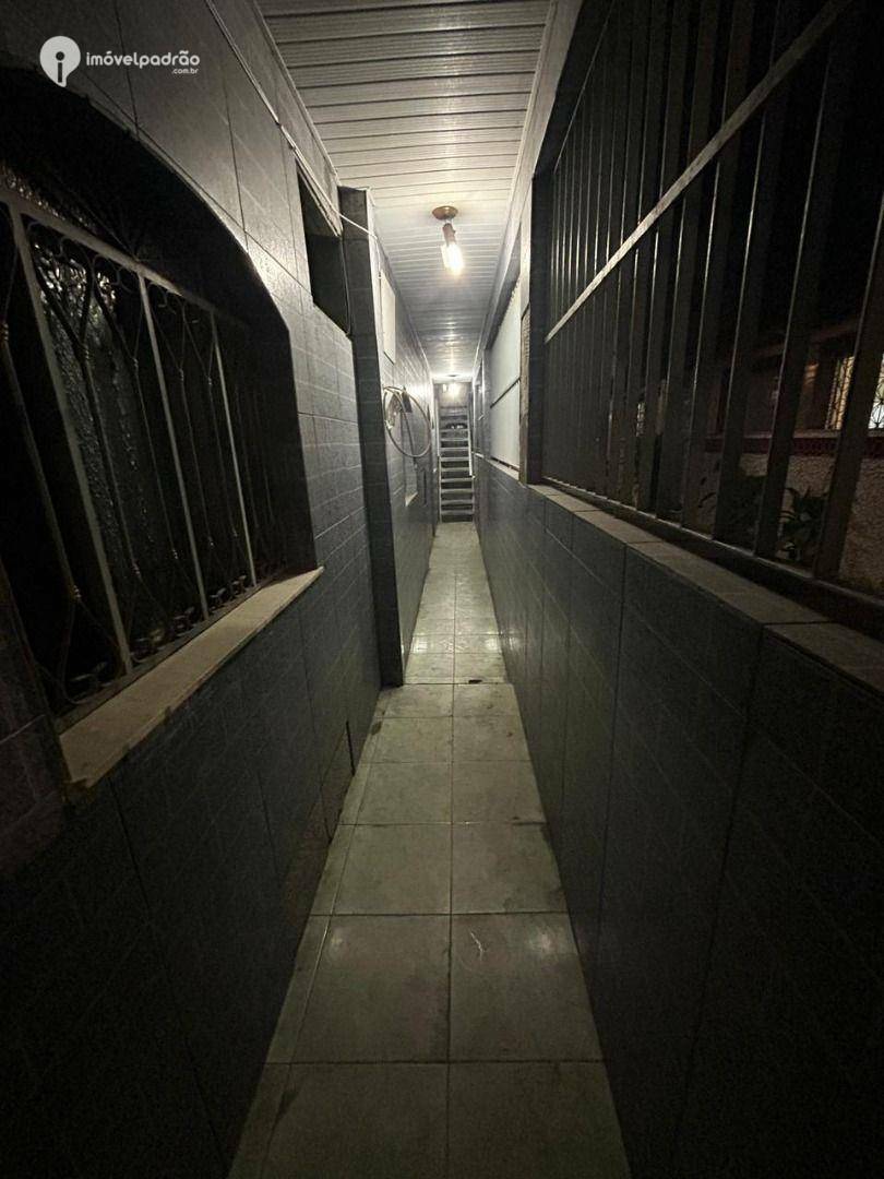 Casa para alugar com 2 quartos, 150m² - Foto 13