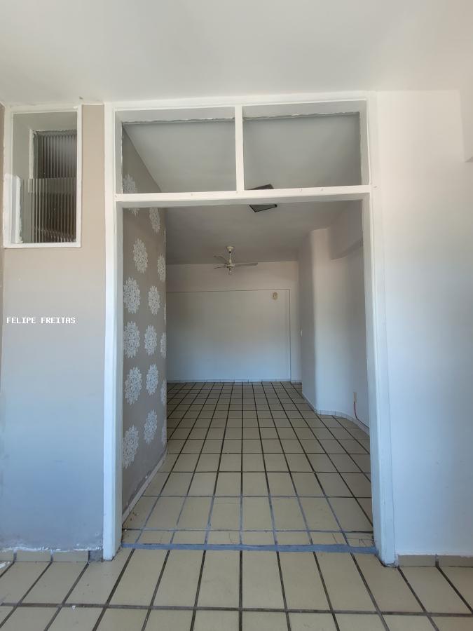 Apartamento à venda com 3 quartos, 76m² - Foto 11