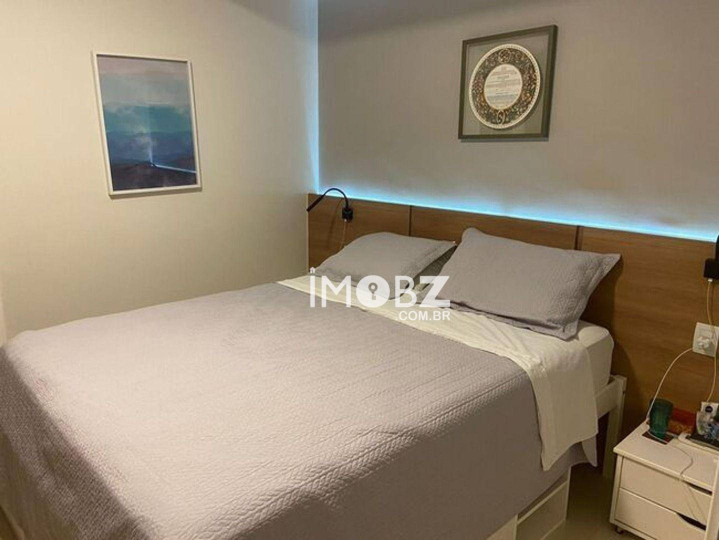 Apartamento à venda com 3 quartos, 156m² - Foto 3