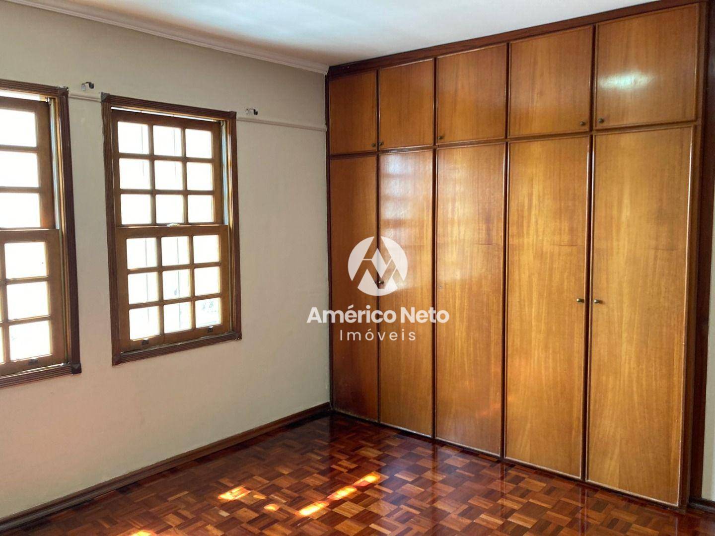 Casa à venda com 3 quartos, 230m² - Foto 37