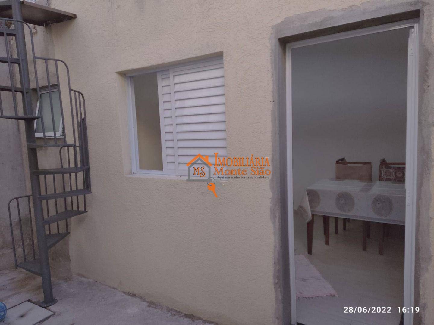 Casa à venda com 2 quartos, 125m² - Foto 13